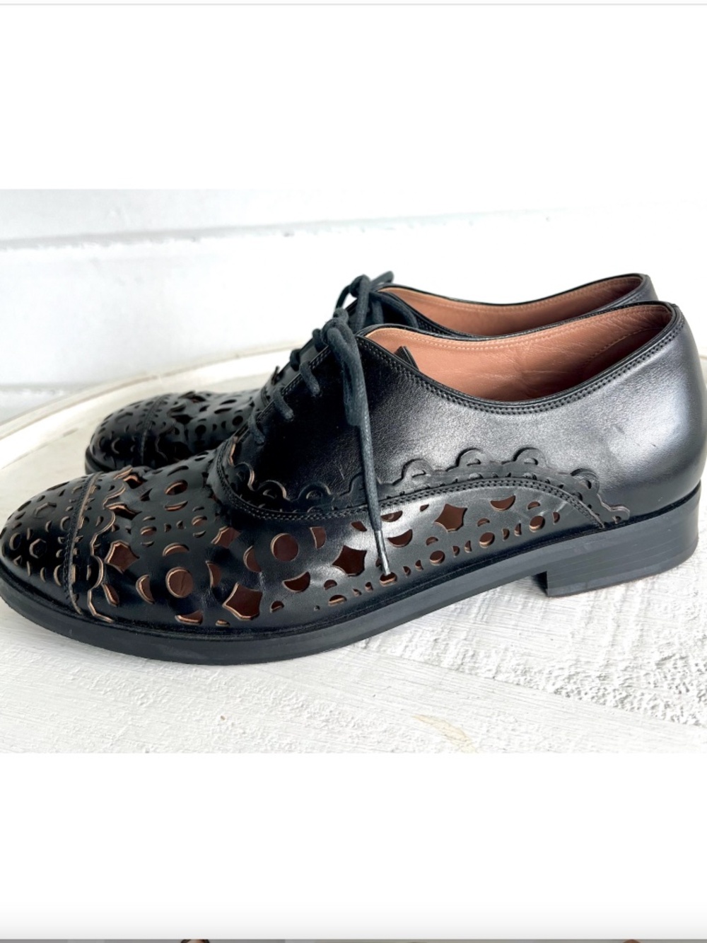 ALAIA PARIS Laser Cut Lace Up Oxfords in Black - with Dust Bags & Box - 39 1/2 - Picture 3 of 15